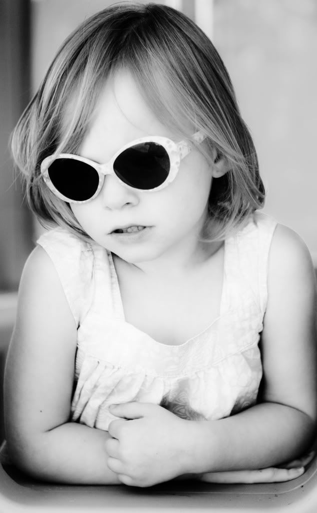 IMAGE: http://i415.photobucket.com/albums/pp231/hillhey/photog/IMG_3741.jpg