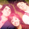 Demi and JB Pictures, Images and Photos