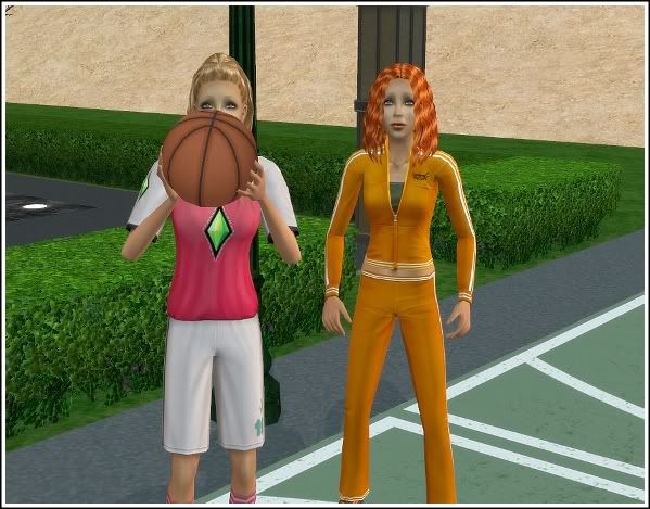 Renny and Keesha play b-ball