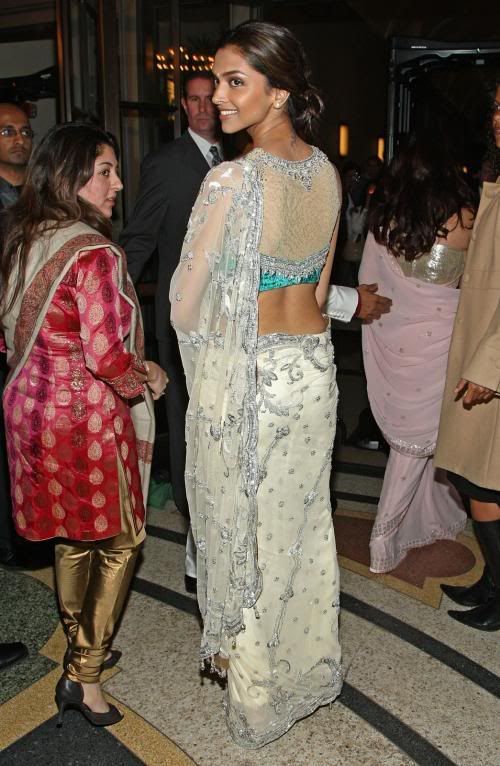 Kapoor's name - R K on the back of her neck. The tattoos were visible to 