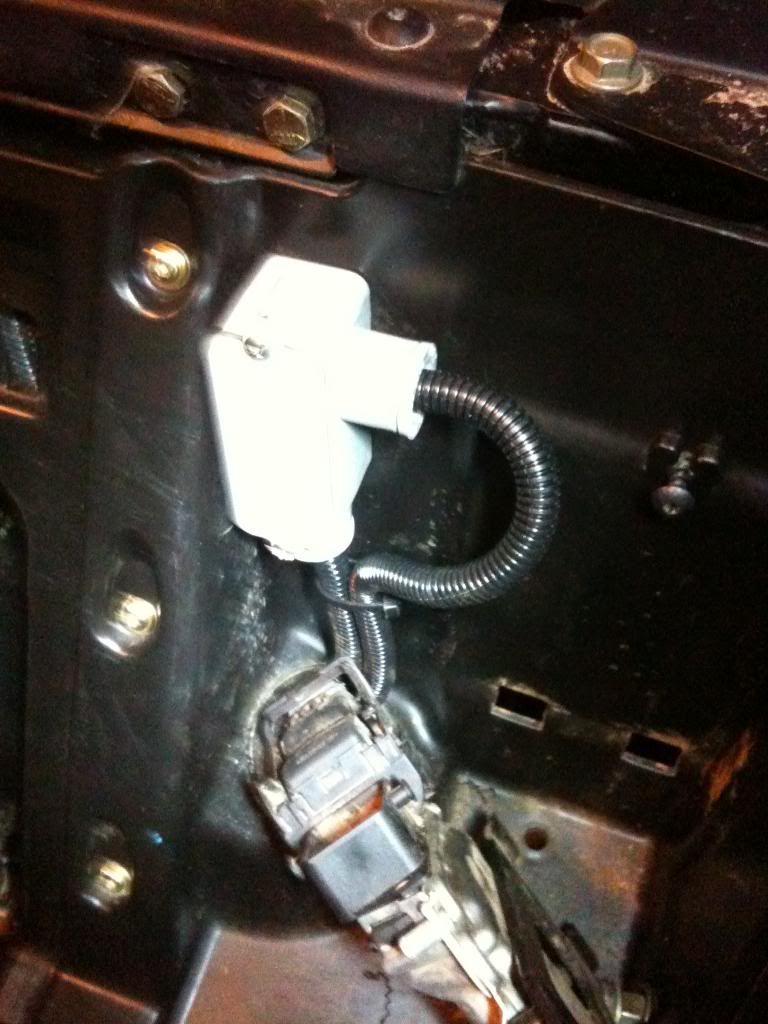 Engine FAN circuit breaker relocation Polaris RZR Forum RZR